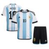 10837 PACK JUNIOR ARGENTINE DOMICILE MESSI. ENSEMBLE MAILLOT ET SHORT 2022 2023